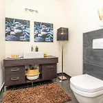 Gorgeous Home In Orasac 펜션 오라사크