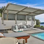 Gorgeous Home In Orasac