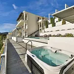 Gorgeous Home In Orasac 奥拉萨奇